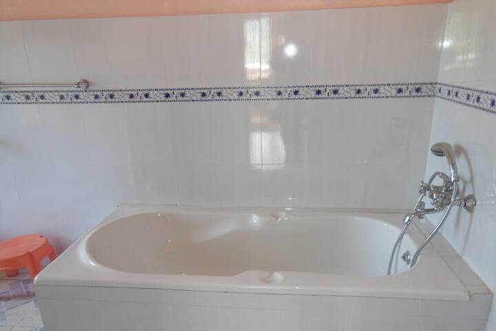 Shanti Niwas Homestay, Manali 2